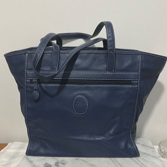 Elegant Navy Blue Tote Bag leather zip closure with CD logo - Picture 2 of 12
